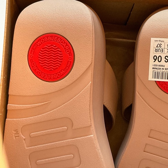 Fit Flop - Picture 9 of 11